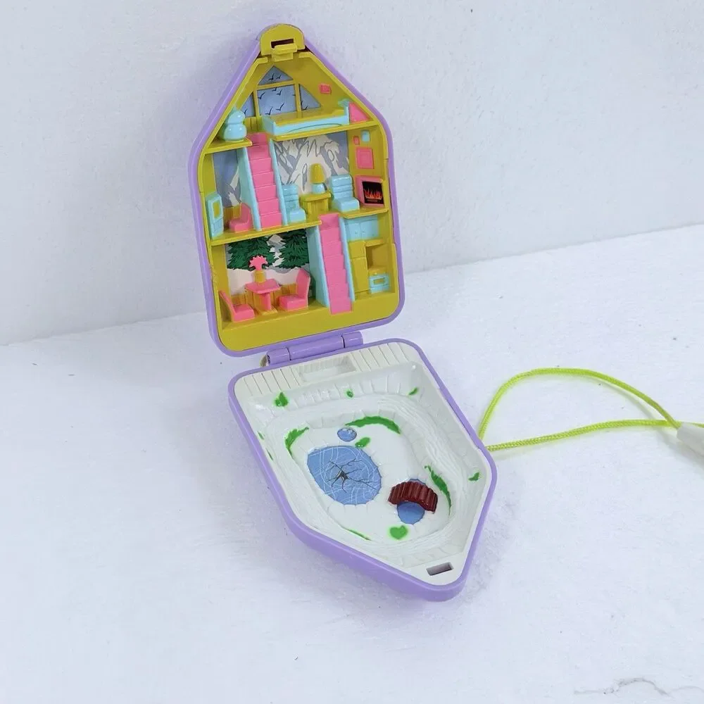 Vintage 1992 Pretty Pixies Winter Cabin Compact Playset Purple Blue Box 90's Toy